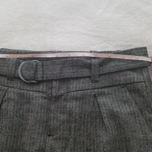 Banana Republic pencil skirt 2 - Picture 3 of 8